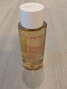 Clarins Cleansing Oil